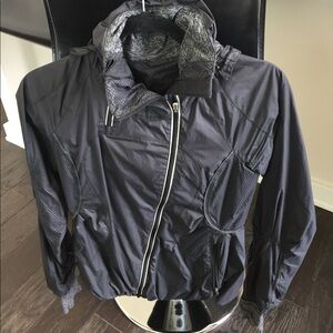 Lululemon size 2 jacket